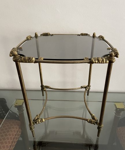 Mesita  auxiliar  de bronce / cristal  italiana,años  40s.